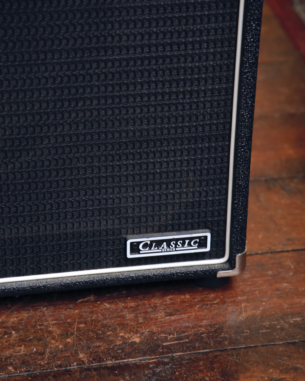 Ampeg SVT-15E 200-Watt Bass Speaker Cabinet Pre-Owned - Image 4