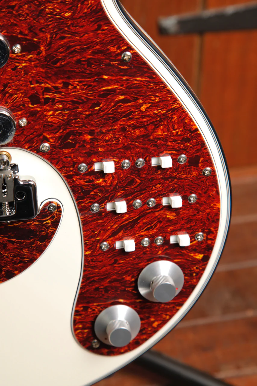 Brian May Guitars BMG Special LE White Electric Guitar - Image 6