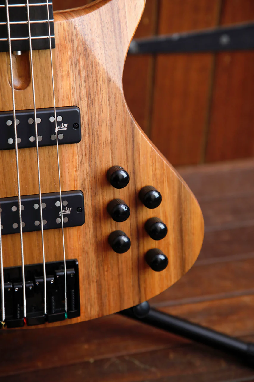 Cole Clark LLB4 Long Lady Bass Guitar - Image 7