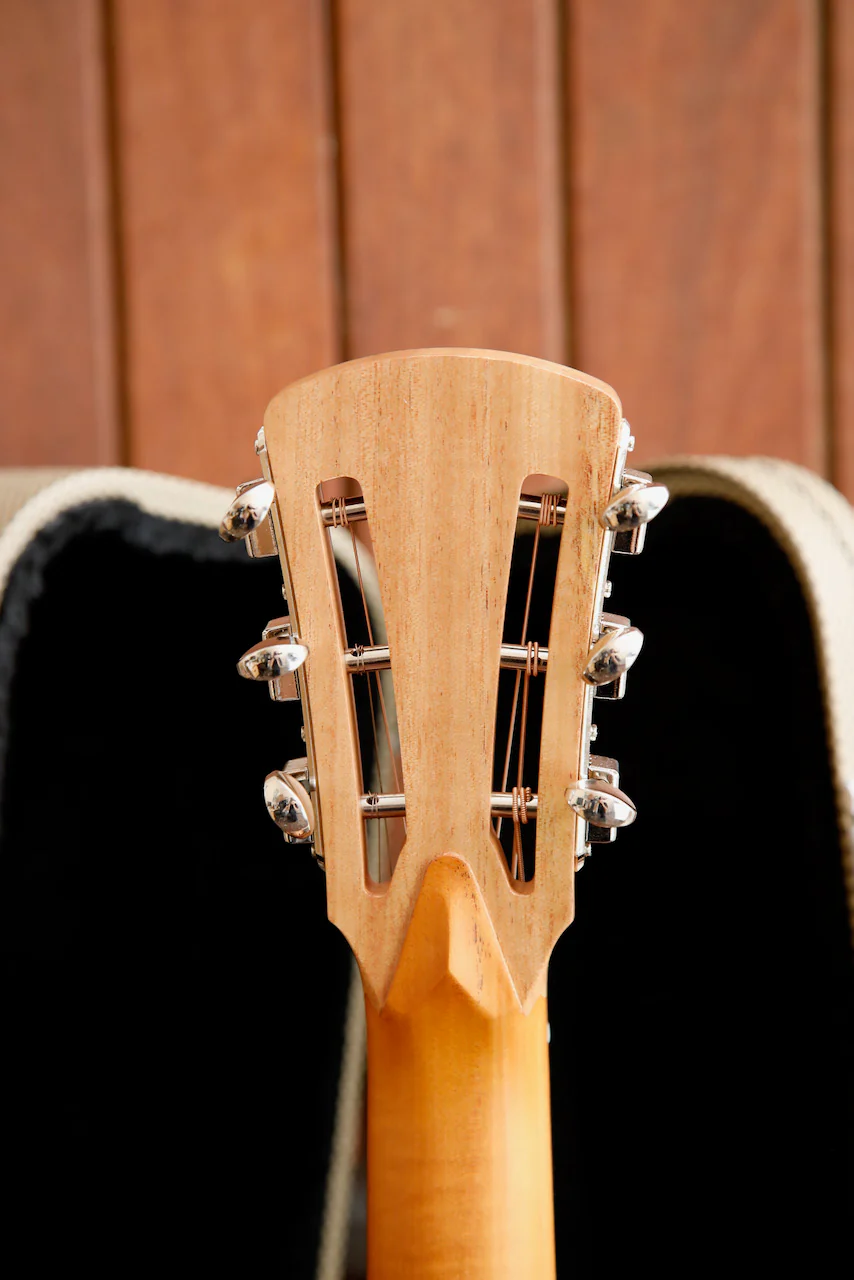 Cole Clark Studio Recording SRAN2EC-CMAHR Cedar/Mahognay Acoustic-Electric Guitar - Image 12
