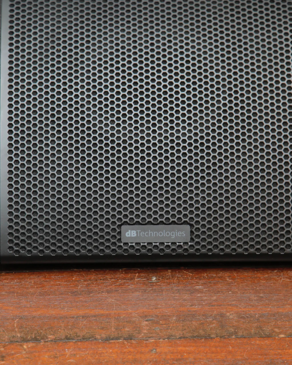DB Technologies FMX10 Active 2-Way Monitor Pre-Owned - Image 2