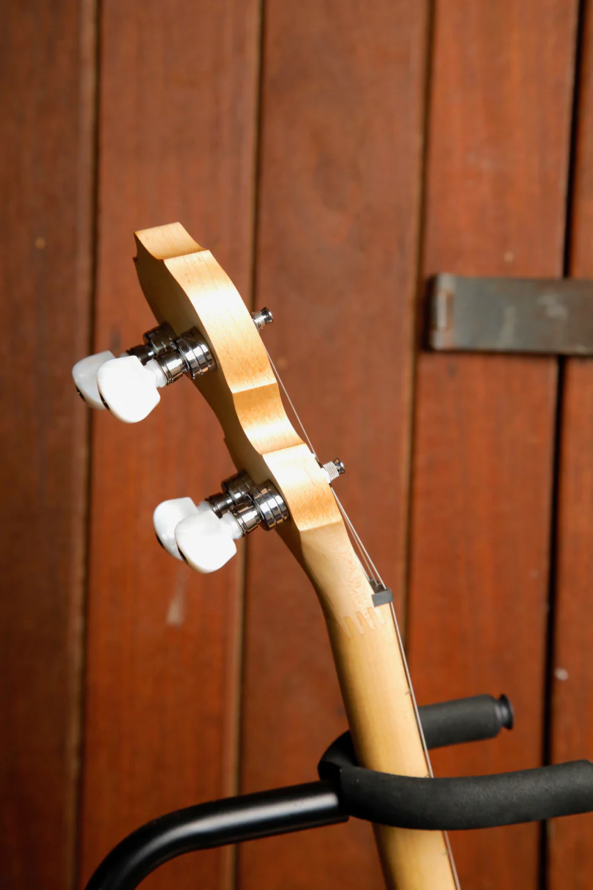 Deering Goodtime Leader Parlor 19 Fret Short Scale Banjo Pre-Owned - Image 7