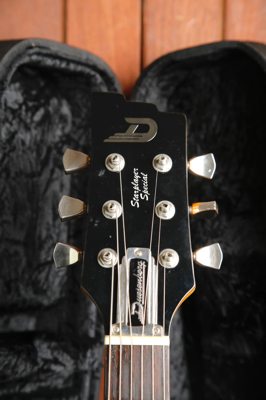 Duesenberg Starplayer Special Sparkle Blue Electric Guitar Pre-Owned - Image 3