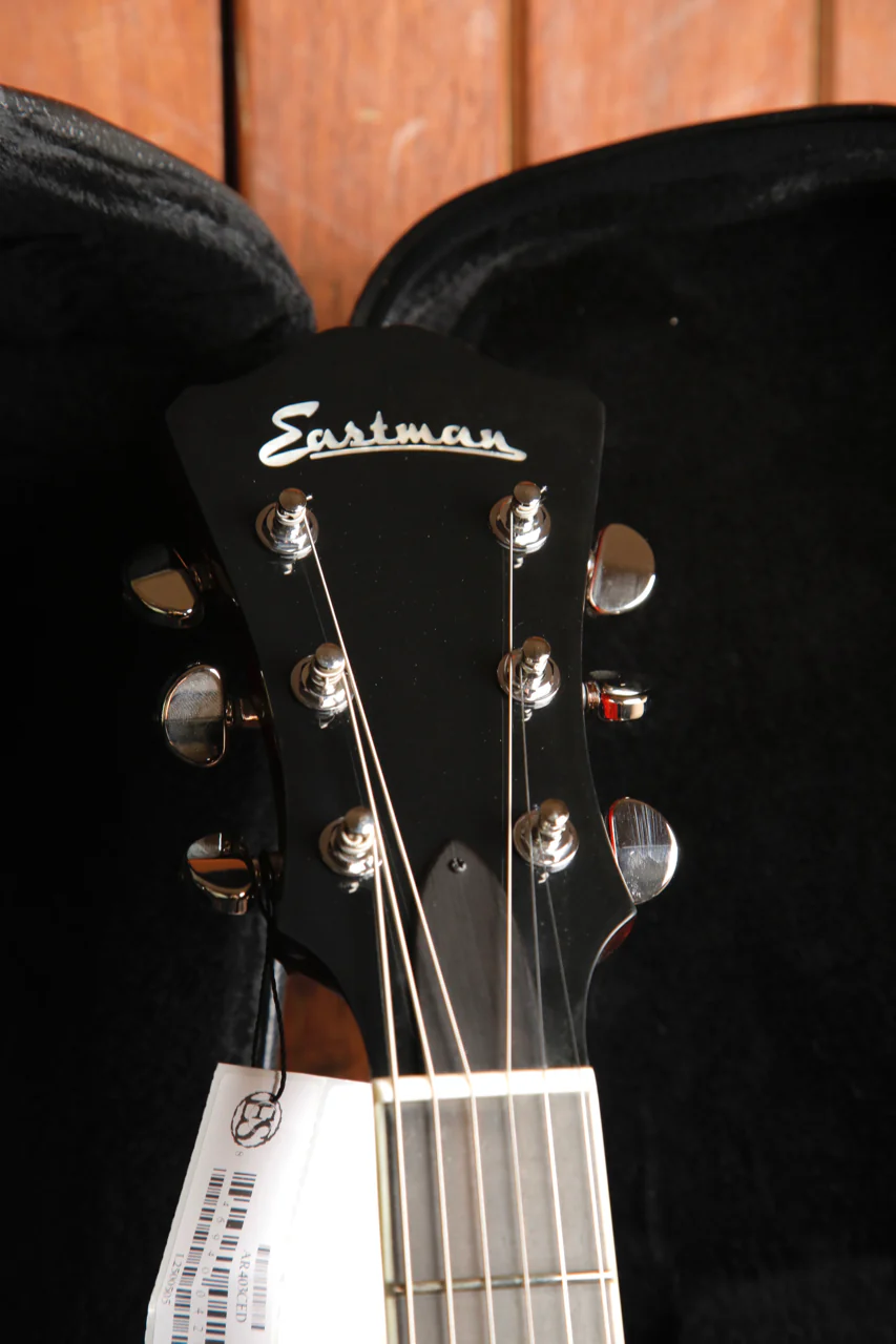 Eastman AR403CED Classic Archtop Hollowbody Electric Guitar - Image 3