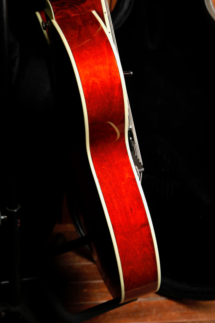 Eastman AR403CED Classic Archtop Hollowbody Electric Guitar - Image 9