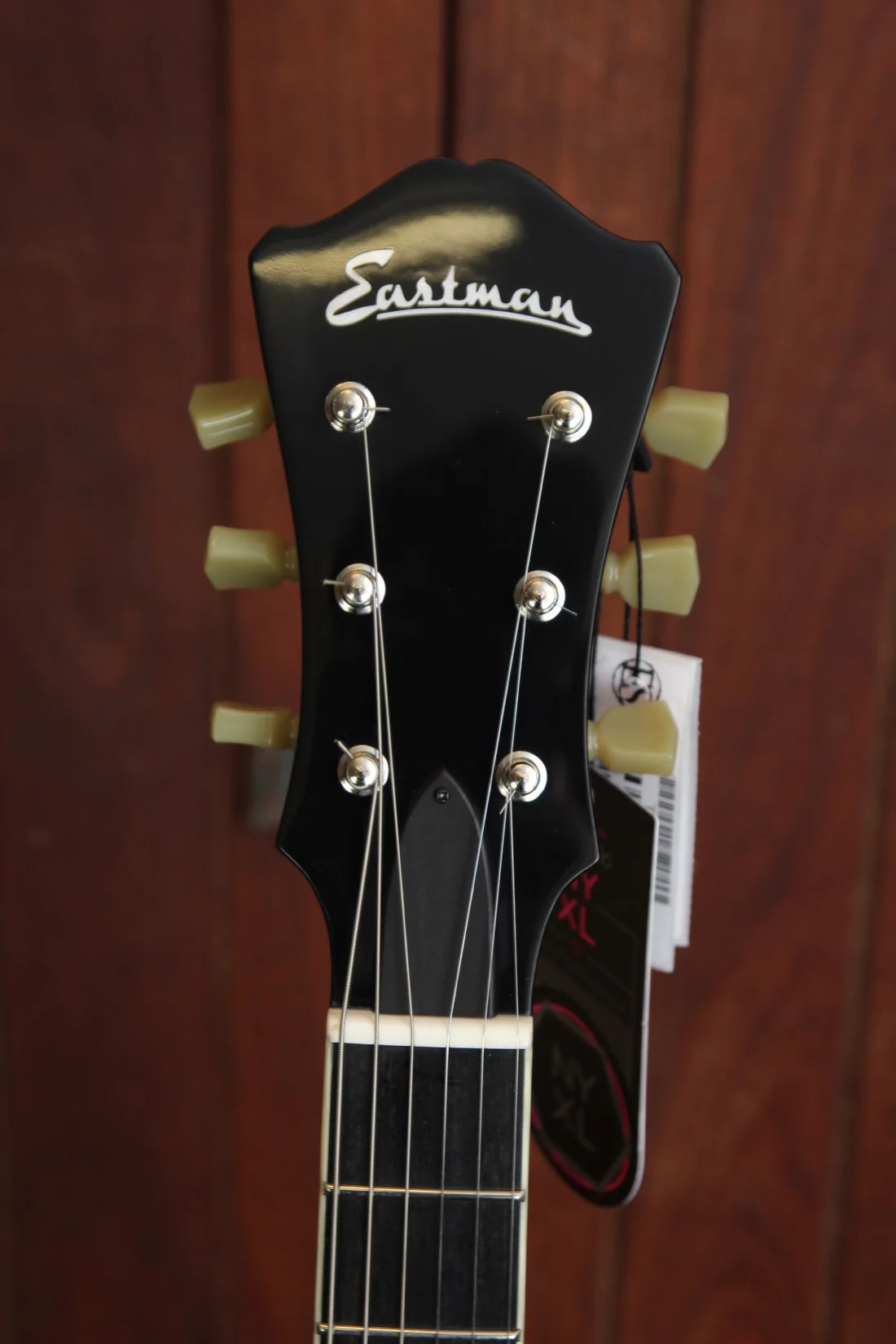 Eastman T386 Semi-Hollow Electric Guitar Red - Image 5
