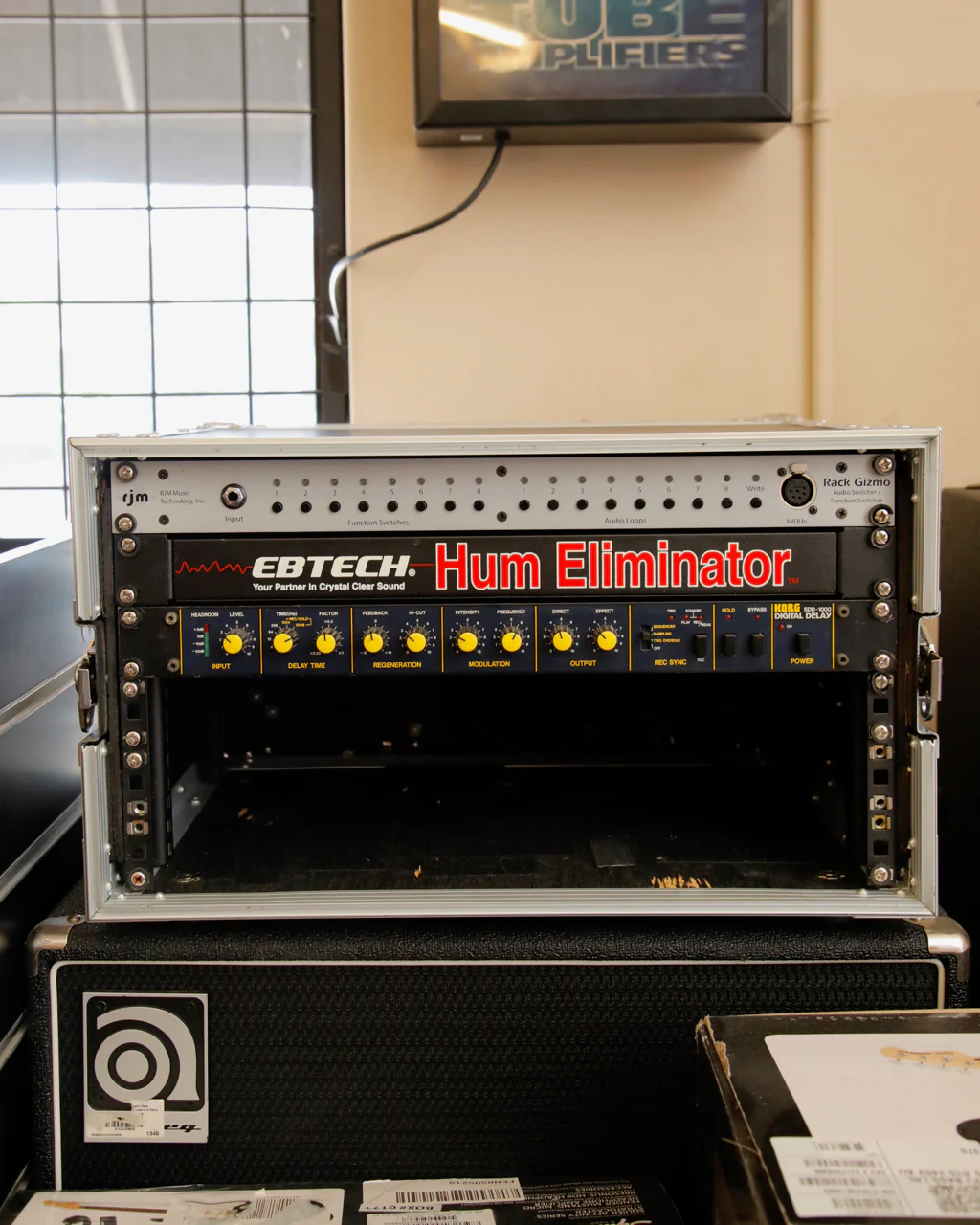 Ebtech Hum Eliminator Rack Unit Pre-Owned