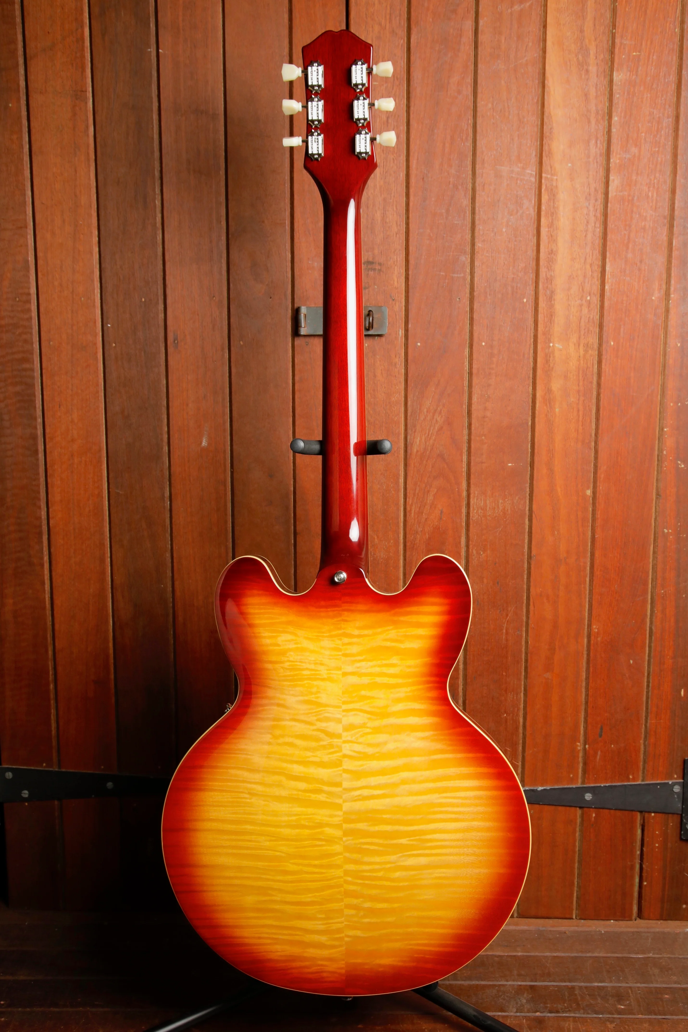 Epiphone ES-335 Figured Raspberry Tea Burst Semi-Hollow Electric Guitar - Image 12