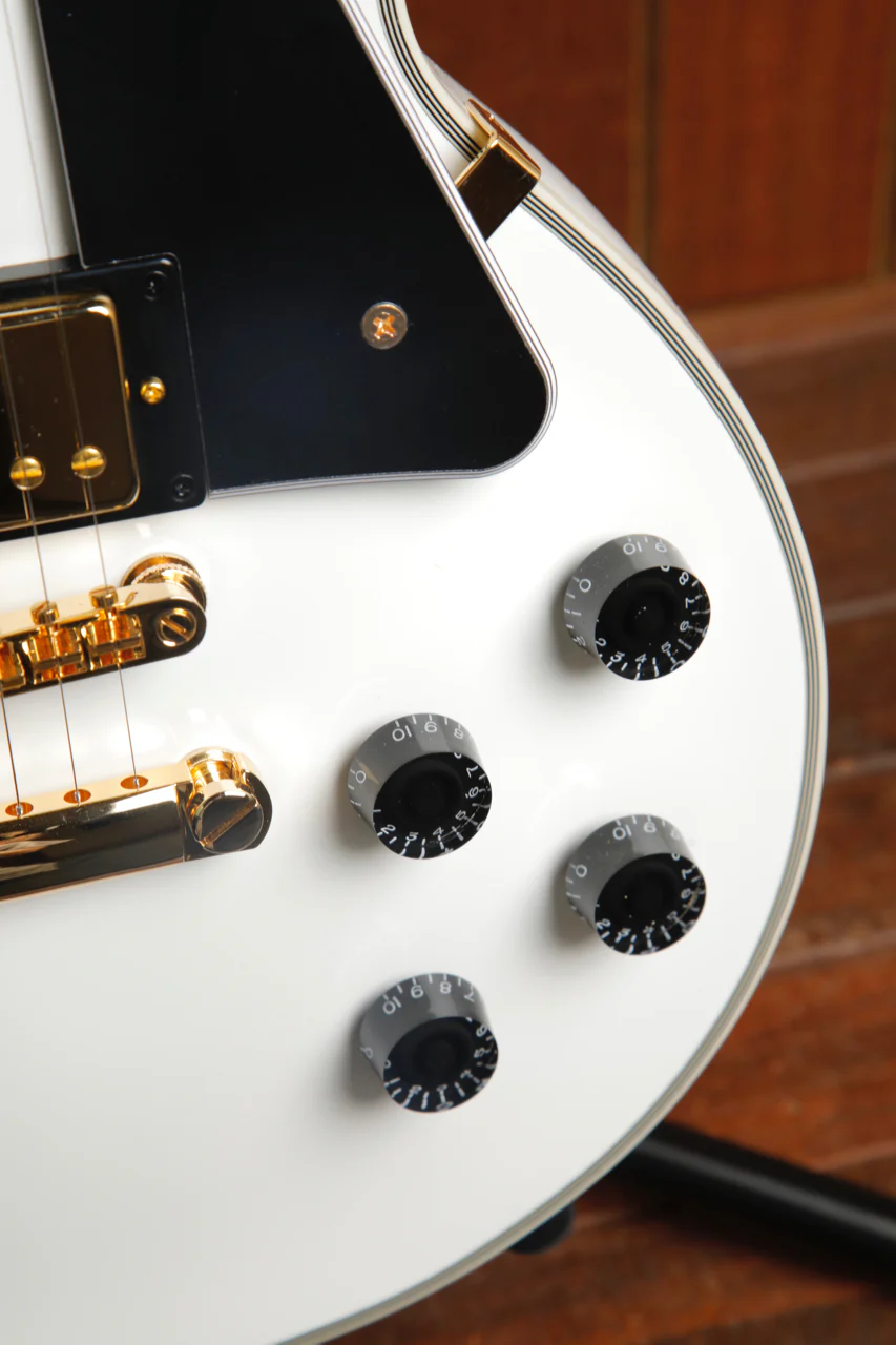 Epiphone Les Paul Custom Alpine White Electric Guitar - Image 7