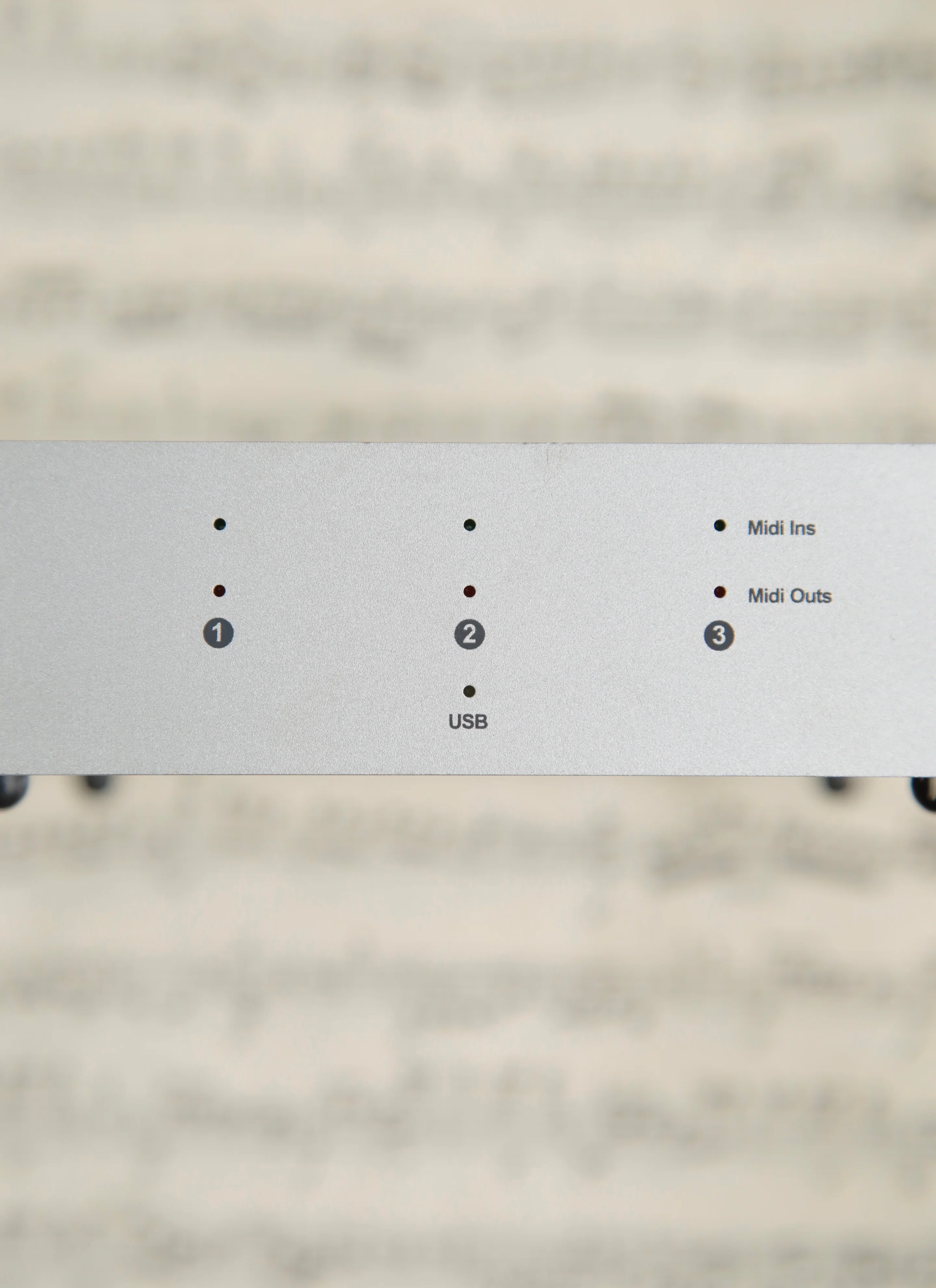 ICON Cube Mi3 3-In/3-Out Midi interface Pre-Owned - Image 3