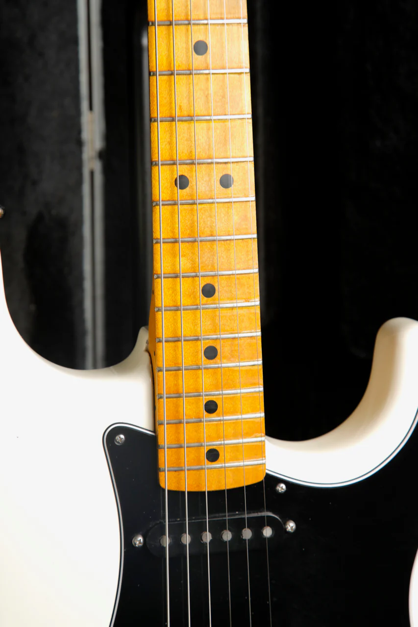 Fender 1979 Stratocaster White Vintage Electric Guitar Pre-Owned - Image 5