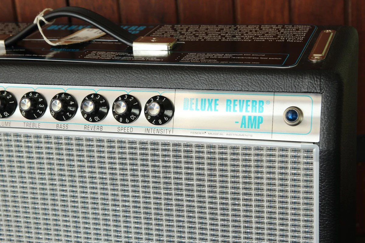 Fender '68 Custom Deluxe Reverb 1x12" 22w Valve Combo - Image 5