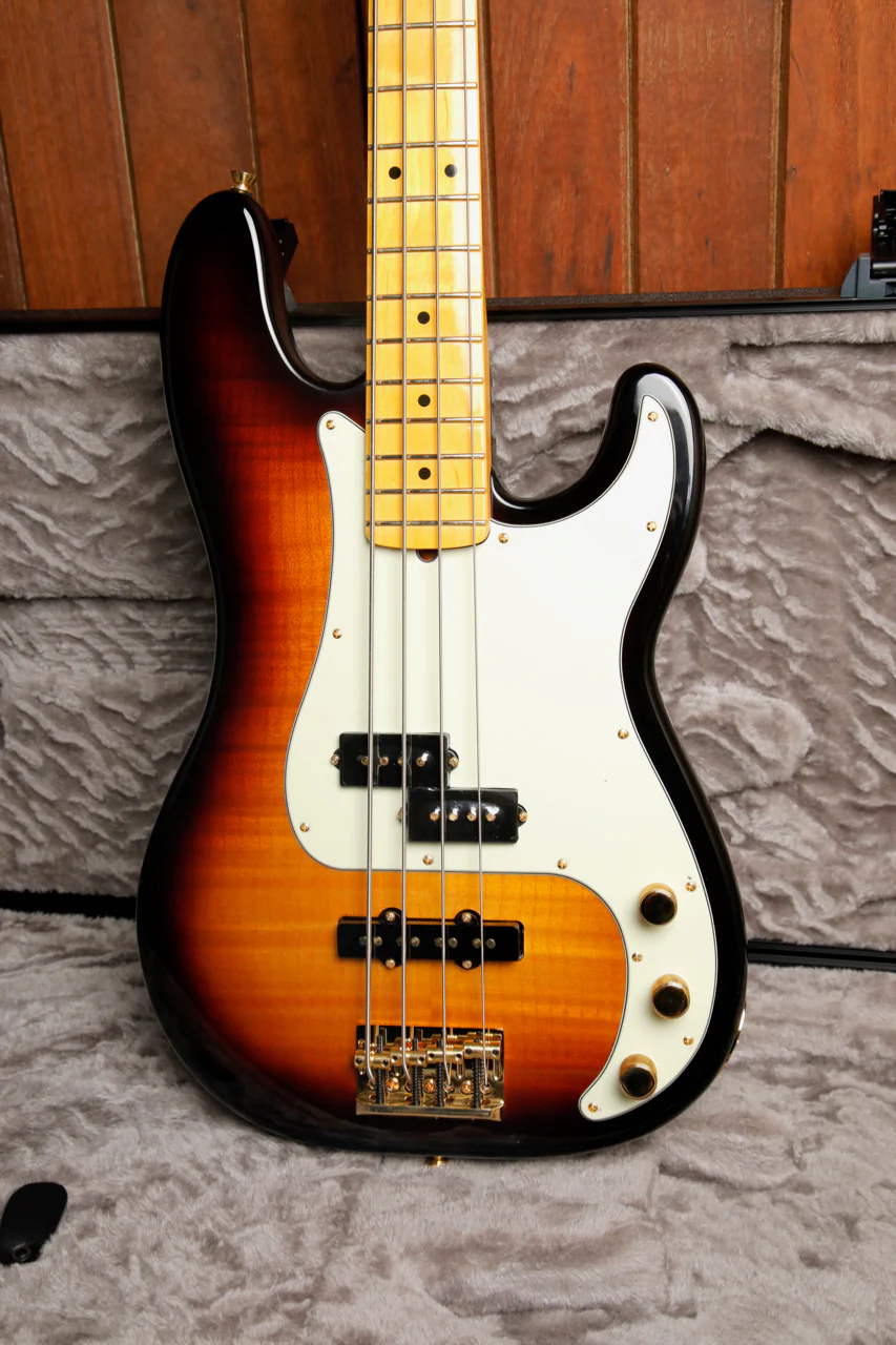 Fender 75th Anniversary American Professional PJ Bass 2-Colour Sunburst - Image 17