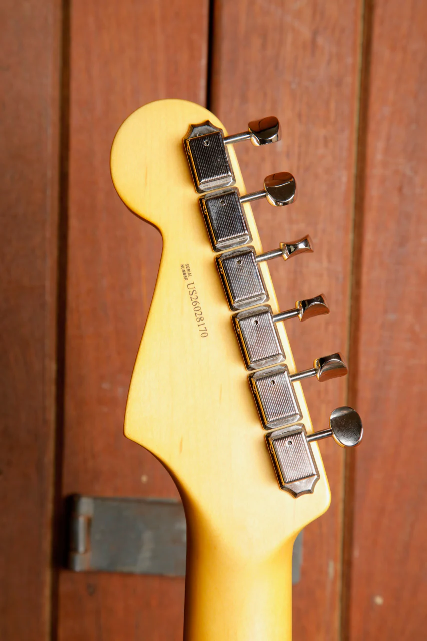 Fender American Professional Classic Stratocaster Faded Sherwood Green Metallic - Image 13