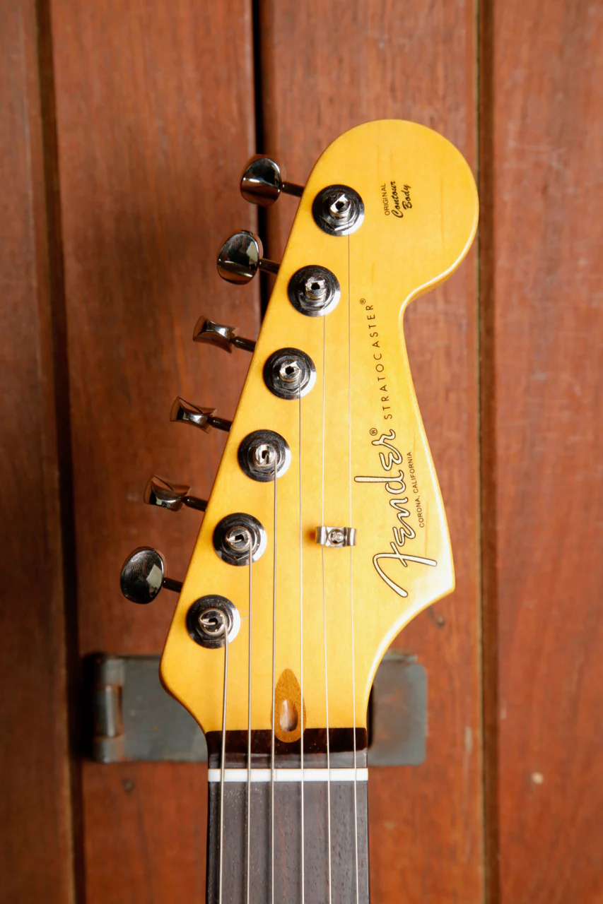 Fender American Professional Classic Stratocaster Faded Sherwood Green Metallic - Image 3