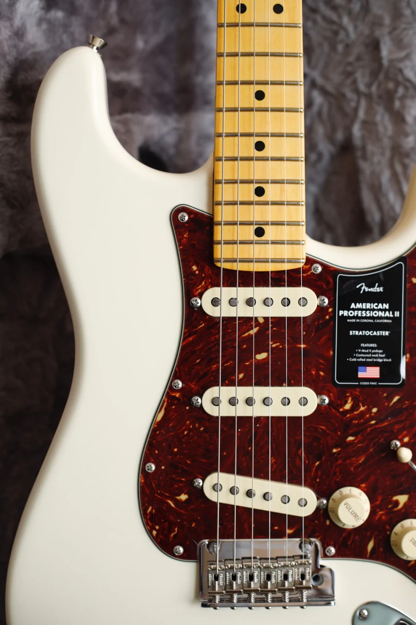 Fender American Professional II Stratocaster Olympic White Maple - Image 3