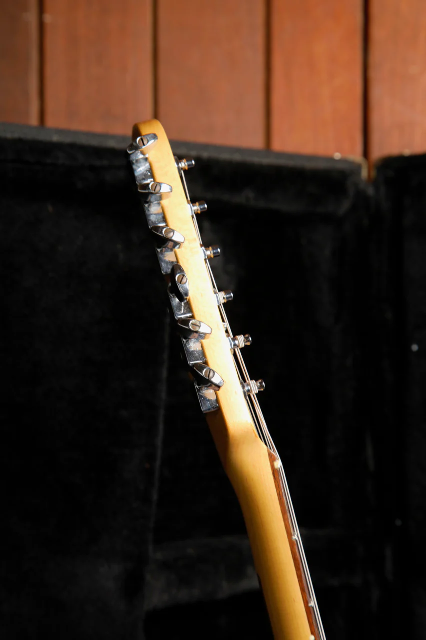 Fender American Stratocaster Candy Apple Red Electric Guitar 2004 Pre-Owned - Image 9