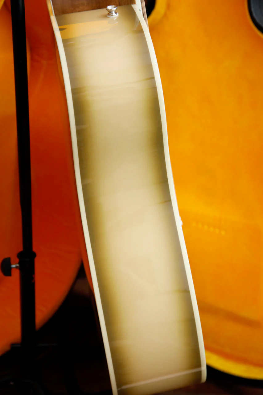 Fender California Vintage King Limited Edition Antigua Dreadnought - Image 8