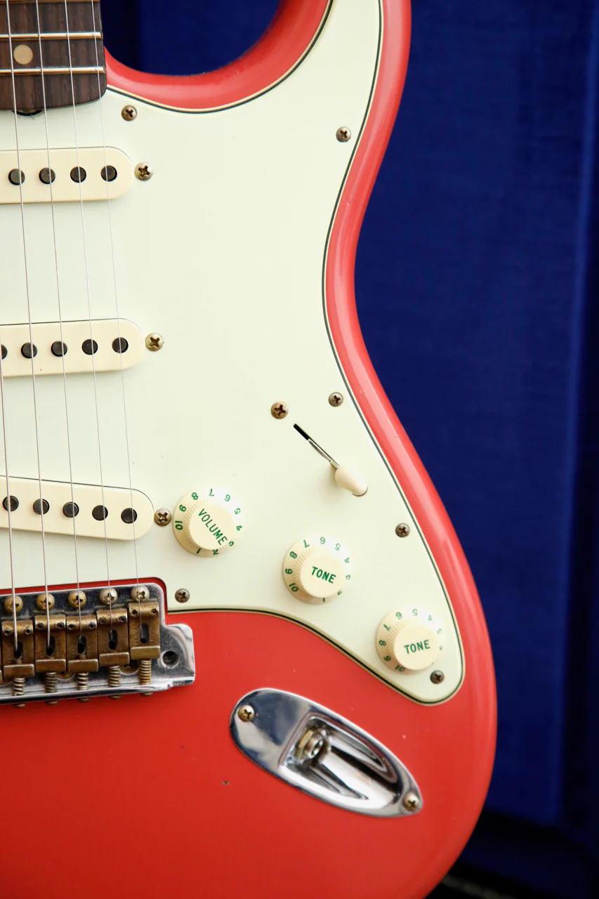 Fender Custom Shop 1964 Stratocaster Journeyman Aged Fiesta Red Electric Guitar - Image 6