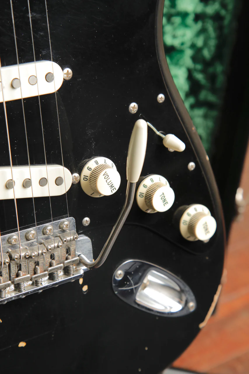 Fender Custom Shop David Gilmour Stratocaster Relic Electric Guitar Pre-Owned - Image 8