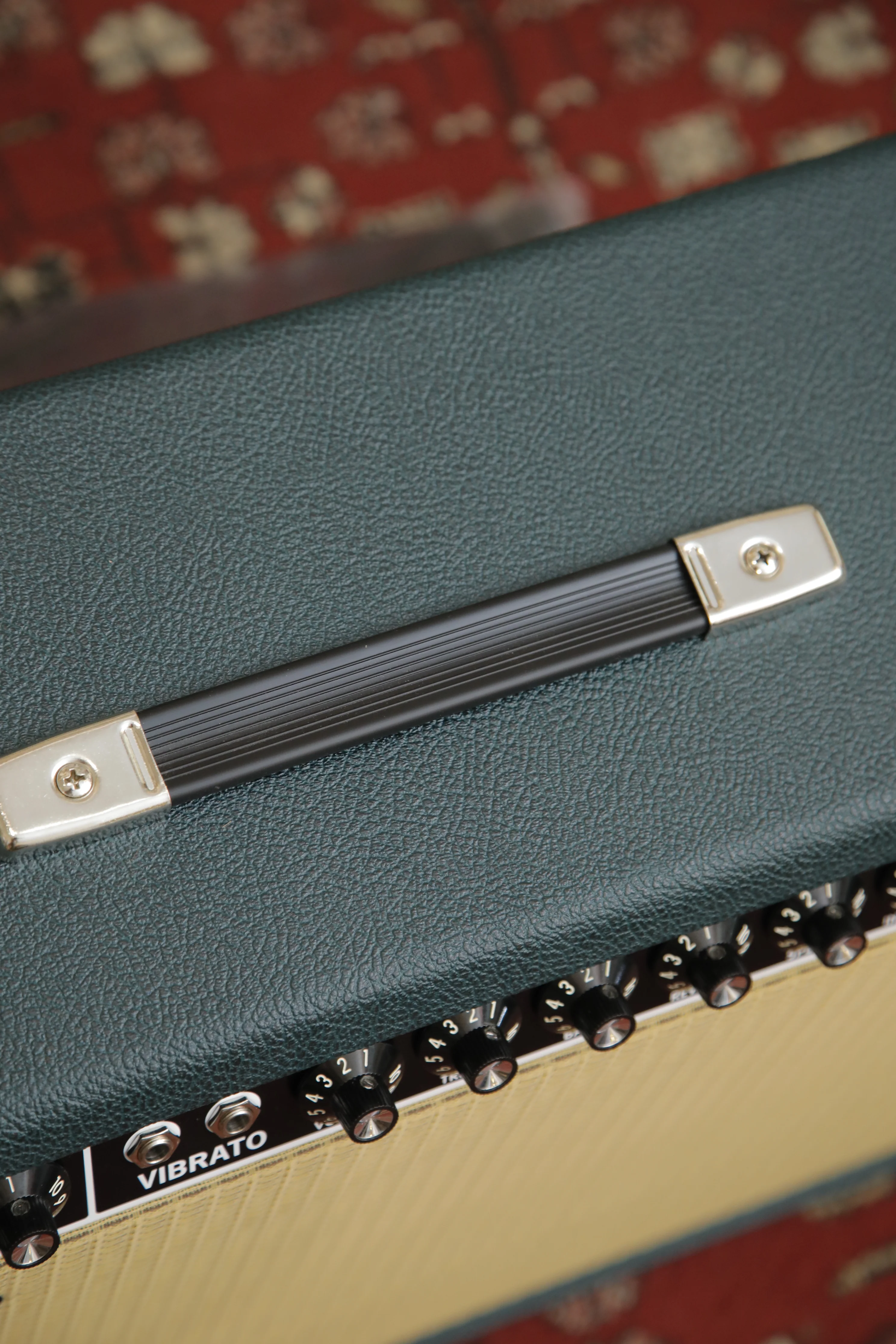 Fender FSR '65 Deluxe Reverb British Racing Green 1x12" Guitar Valve Amplifier Combo - Image 5