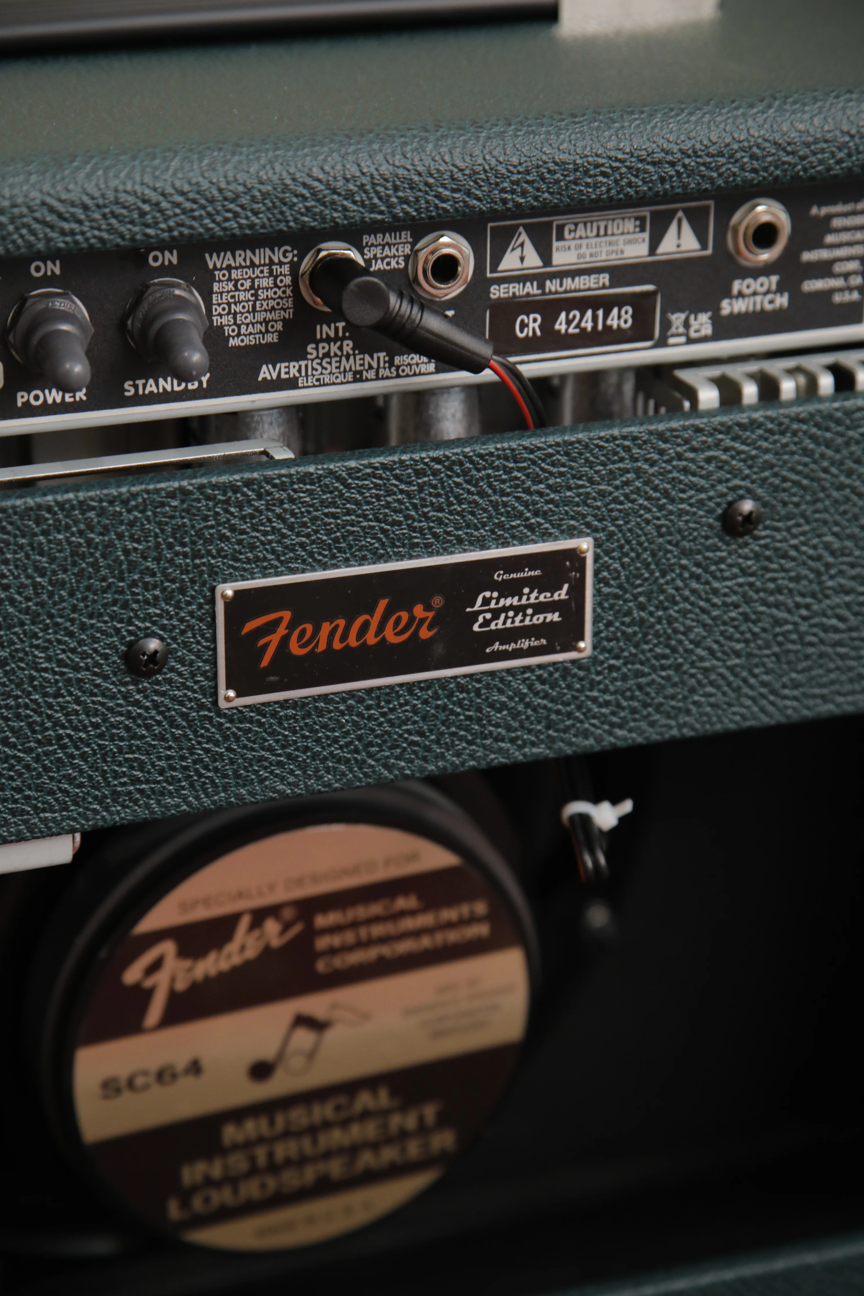 Fender FSR '65 Deluxe Reverb British Racing Green 1x12" Guitar Valve Amplifier Combo - Image 7