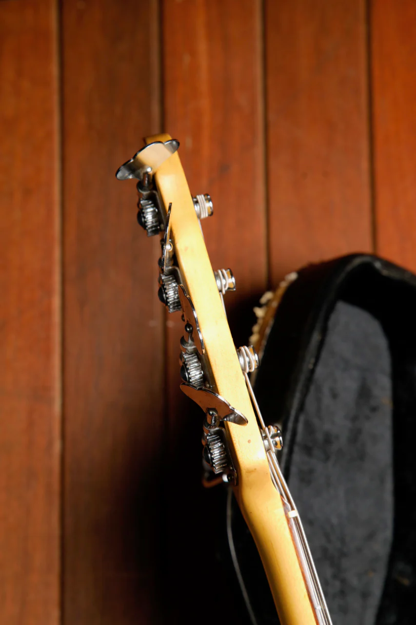 Fender Highway One Jazz Bass Honey Blonde 2006 Pre-Owned - Image 11