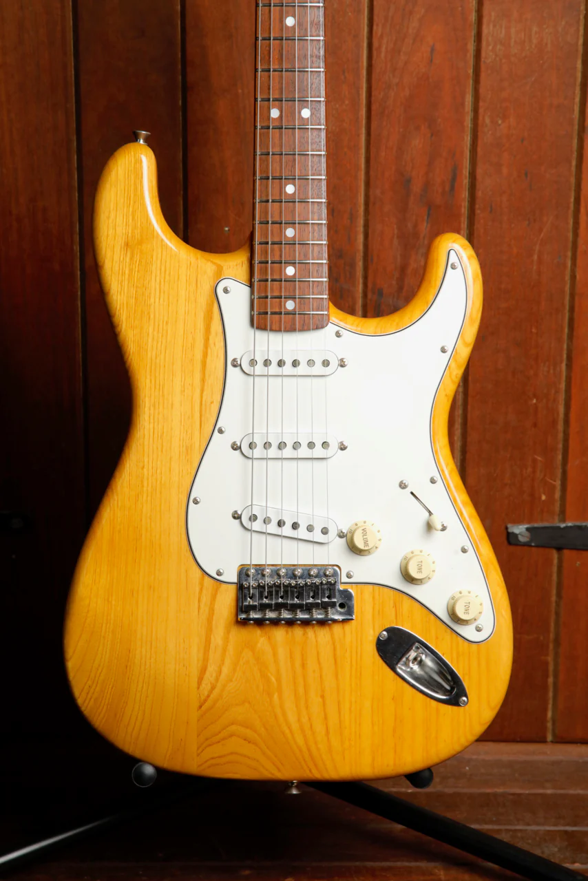 Fender Japan ST71-85TX Stratocaster Natural Ash Electric Guitar 1999 Pre-Owned