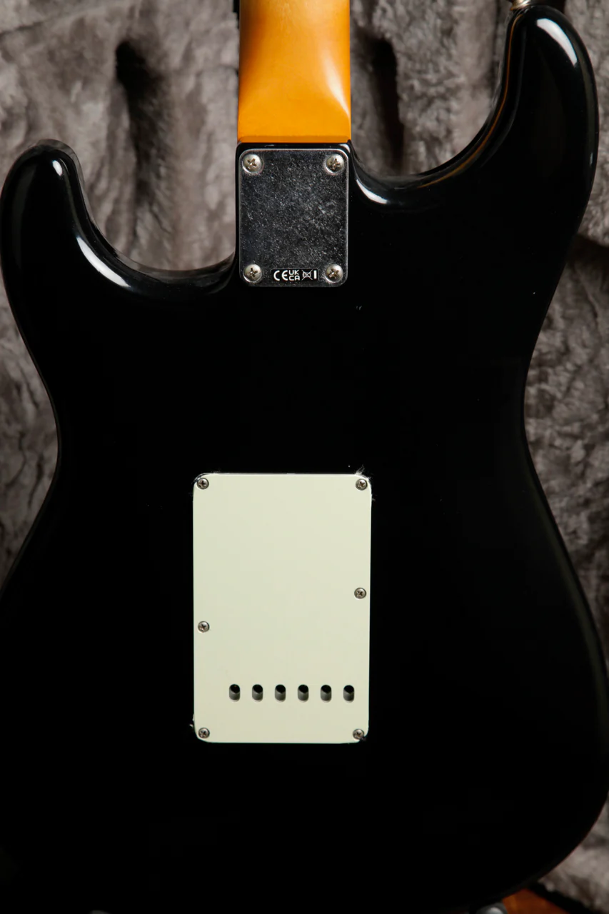Fender Limited Edition Vintera II Road Worn '60s Stratocaster Black - Image 15