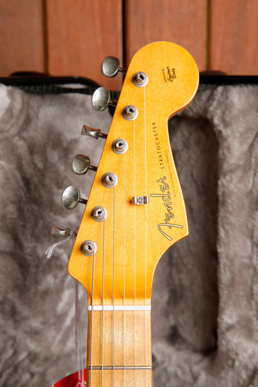Fender Limited Edition Vintera II Road Worn '60s Stratocaster Black - Image 3