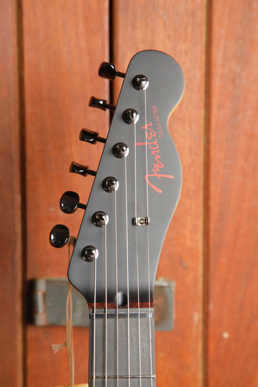 Fender Made in Japan Limited Hybrid II Telecaster Noir Electric Guitar - Image 3
