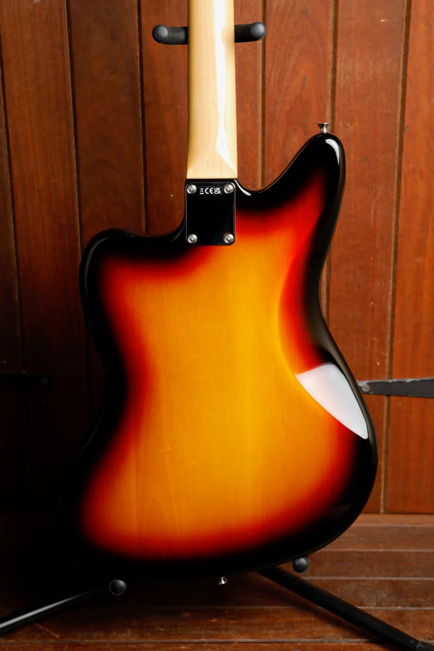 Fender Made In Japan Traditional '60s Jaguar 3-Colour Sunburst - Image 12
