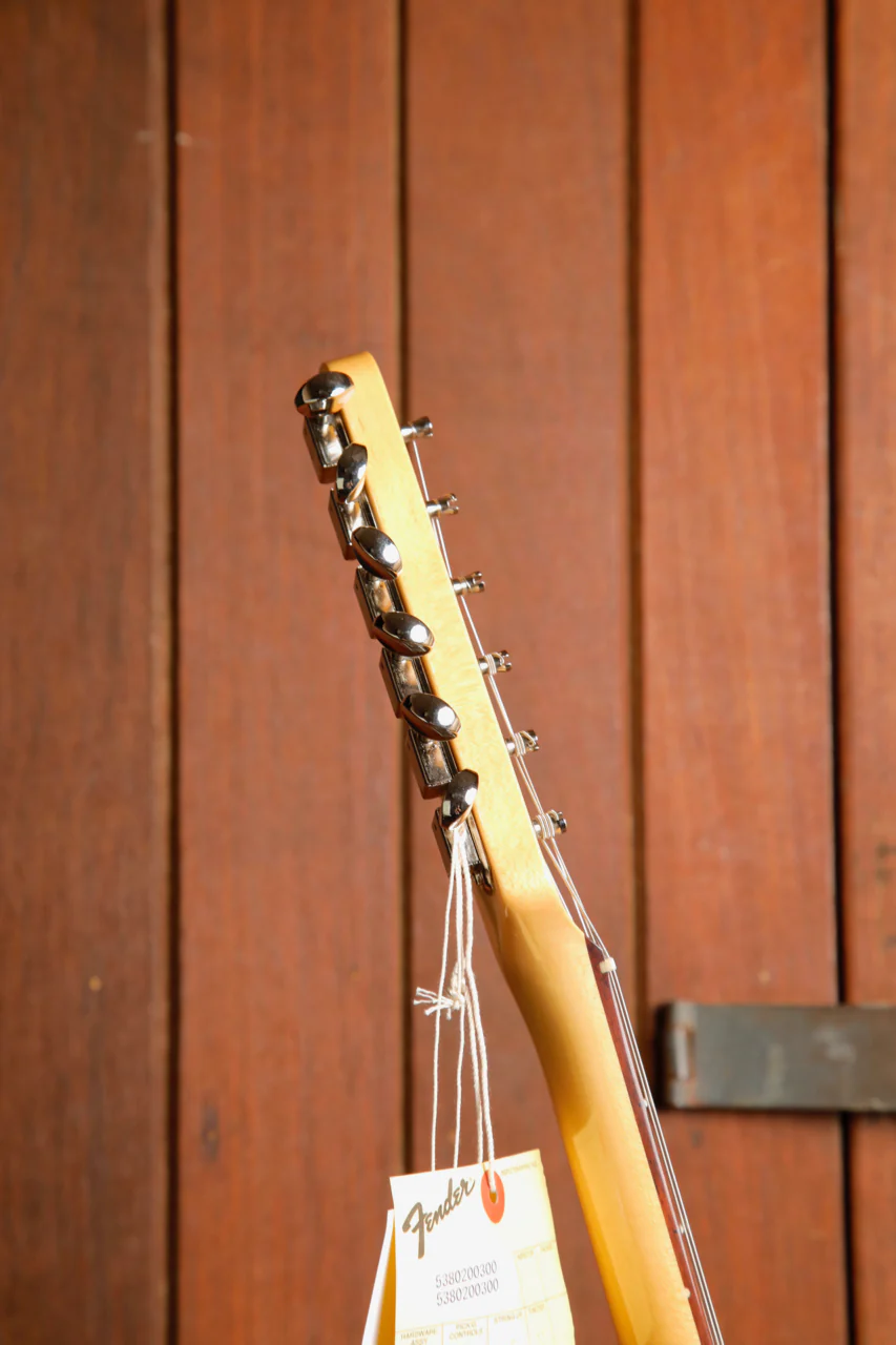 Fender Made in Japan Traditional '60s Telecaster 3-Colour Sunburst Electric Guitar - Image 8