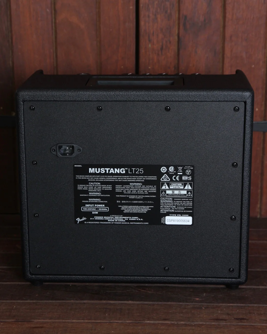 Fender Mustang LT25 Guitar Combo Amplifier - Image 3