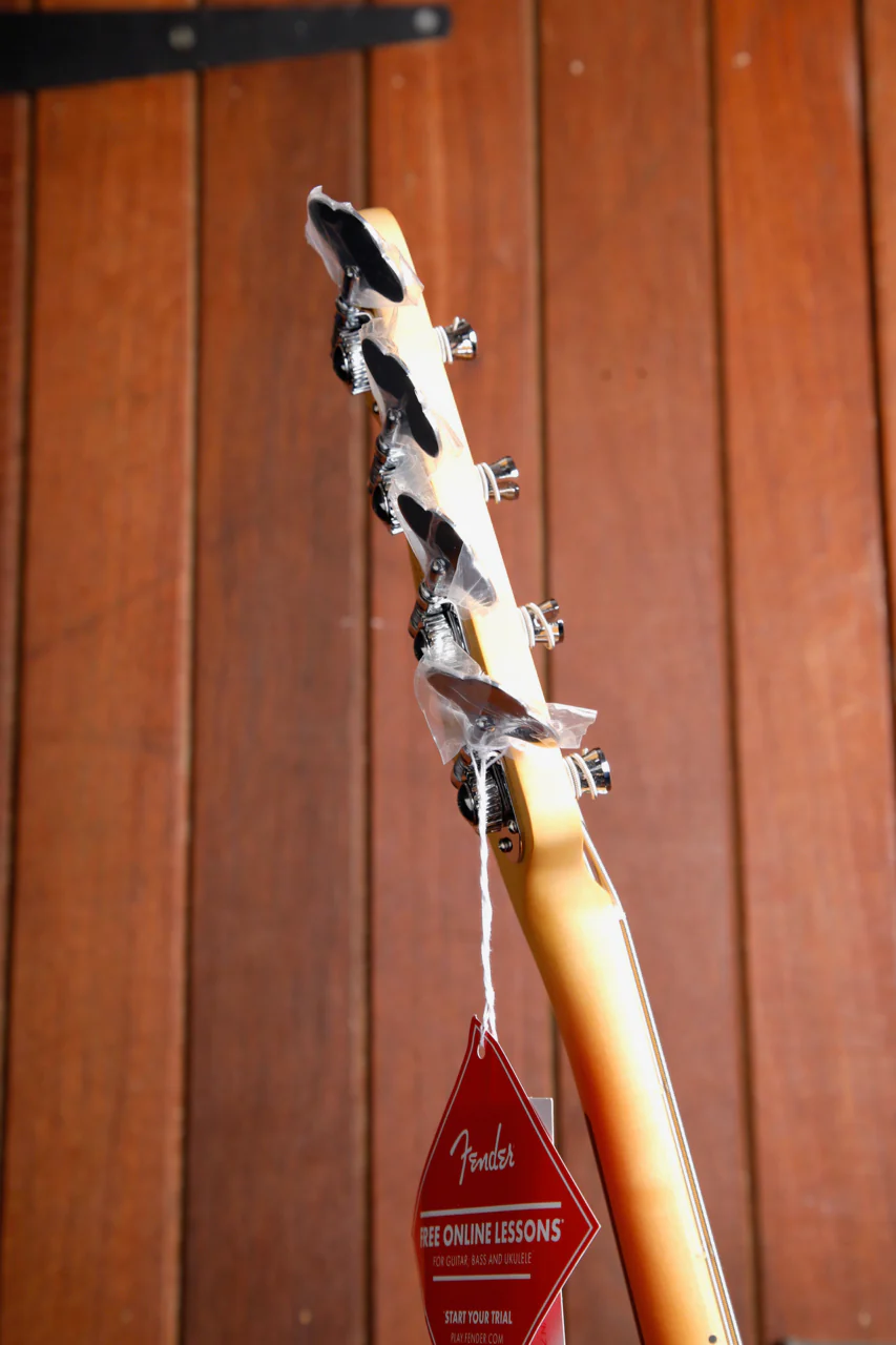 Fender Player II Modified Active Jazz Bass 3 Tone Sunburst - Image 8