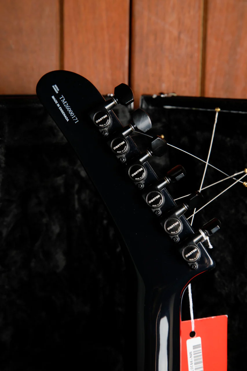 Fender Tom Morello Arm The Homeless Stratocaster Blue Ice Metallic - Image 15
