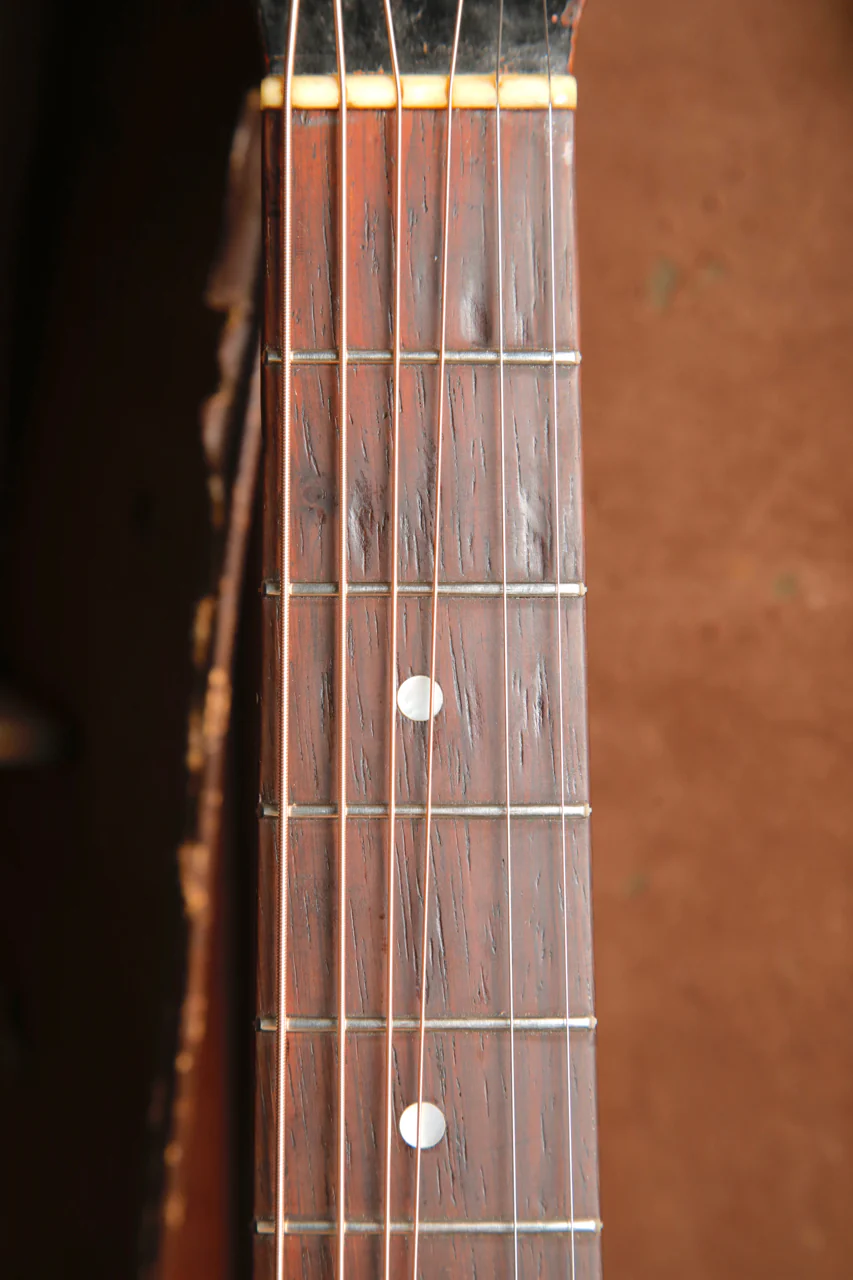 Gibson 1943 LG-2 Sunburst Acoustic Guitar Vintage Pre-Owned - Image 4