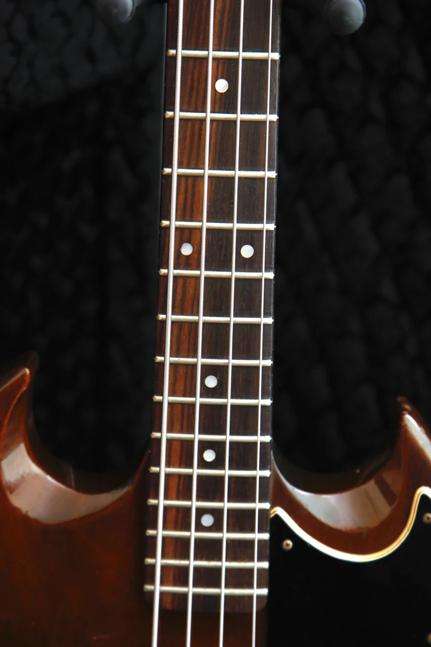 Gibson 1972 EB-3 Walnut Bass Guitar Vintage Pre-Owned - Image 6
