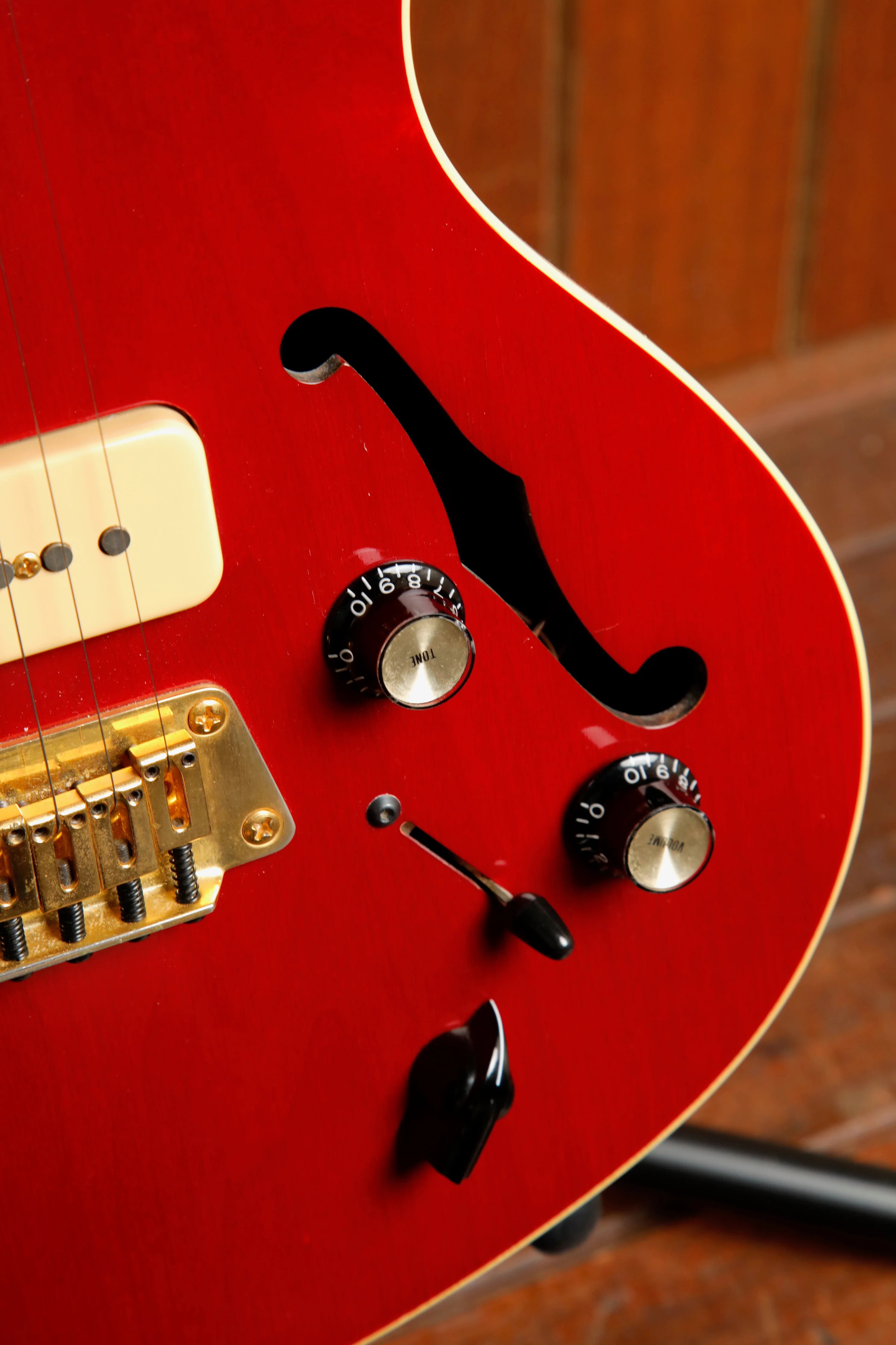 Gibson Blueshawk Heritage Cherry Semi-Hollow Electric Guitar 1998 Pre-Owned - Image 7