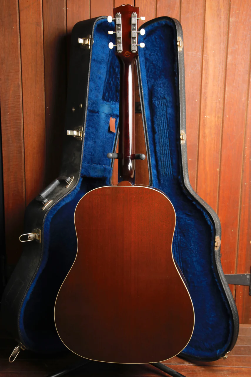 Gibson Custom 1960s J-45 ADJ Heritage Cherry Sunburst Acoustic Guitar 2014 Pre-Owned - Image 13