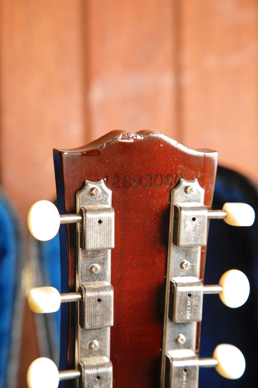 Gibson Custom 1960s J-45 ADJ Heritage Cherry Sunburst Acoustic Guitar 2014 Pre-Owned - Image 15
