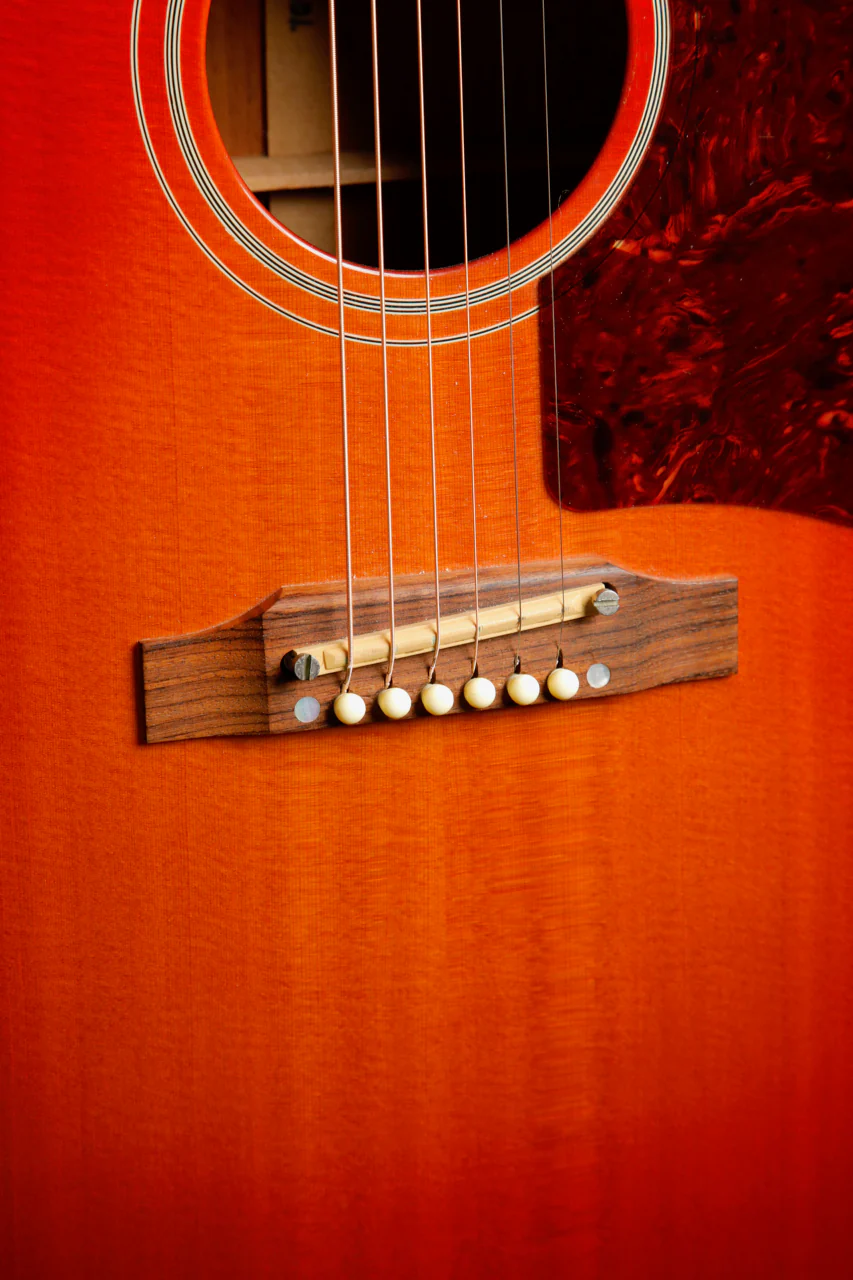 Gibson Custom 1960s J-45 ADJ Heritage Cherry Sunburst Acoustic Guitar 2014 Pre-Owned - Image 5