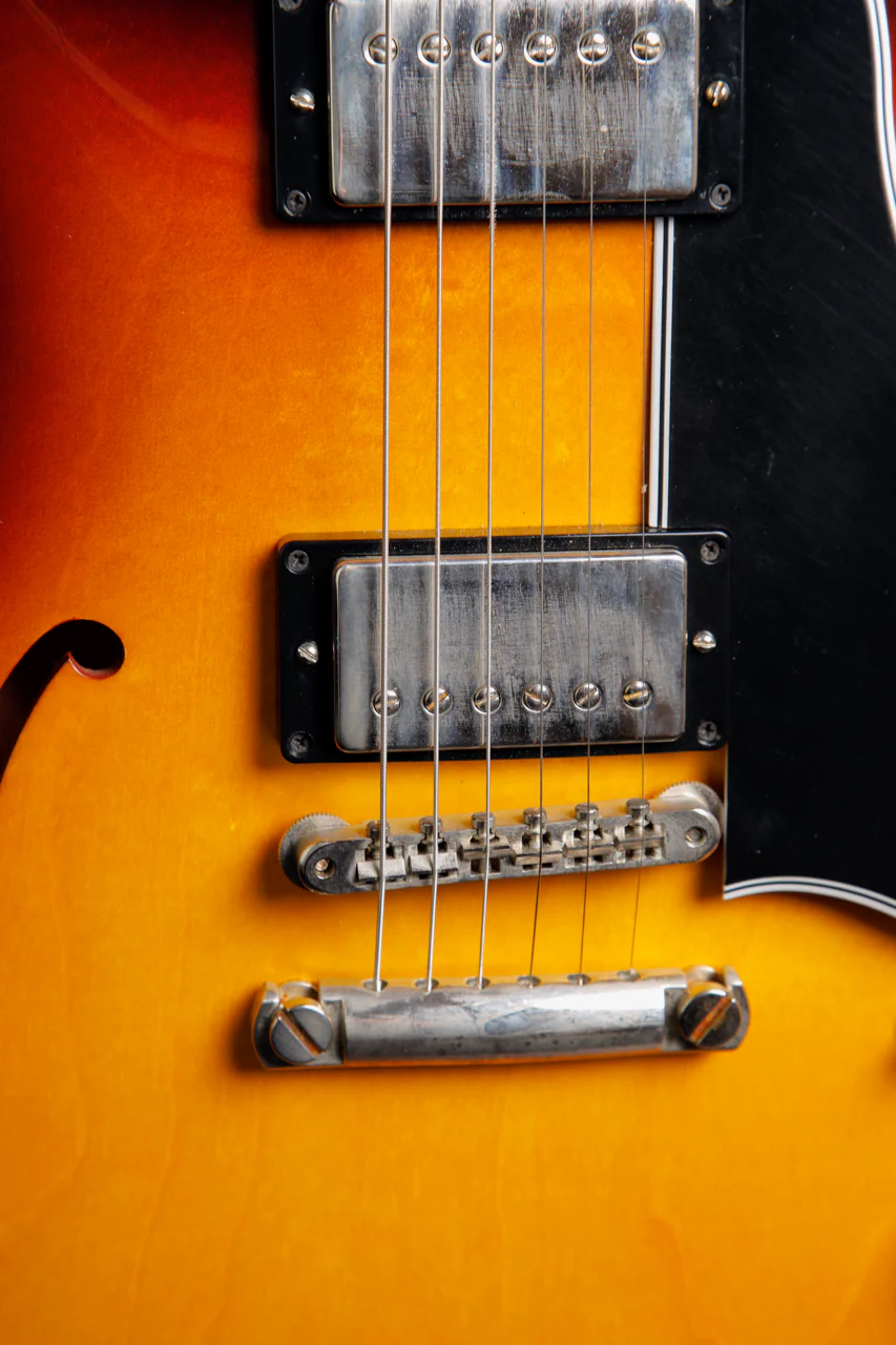 Gibson Custom 1959 ES-335 Vintage Burst VOS Semi-Hollow Electric Guitar 2021 Pre-Owned - Image 6