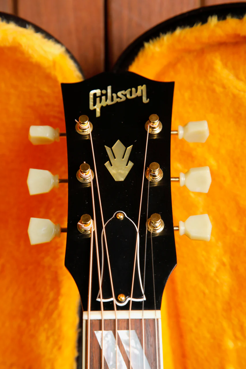 Gibson Custom '60 Hummingbird Reissue Fixed Bridge Acoustic Guitar - Image 3