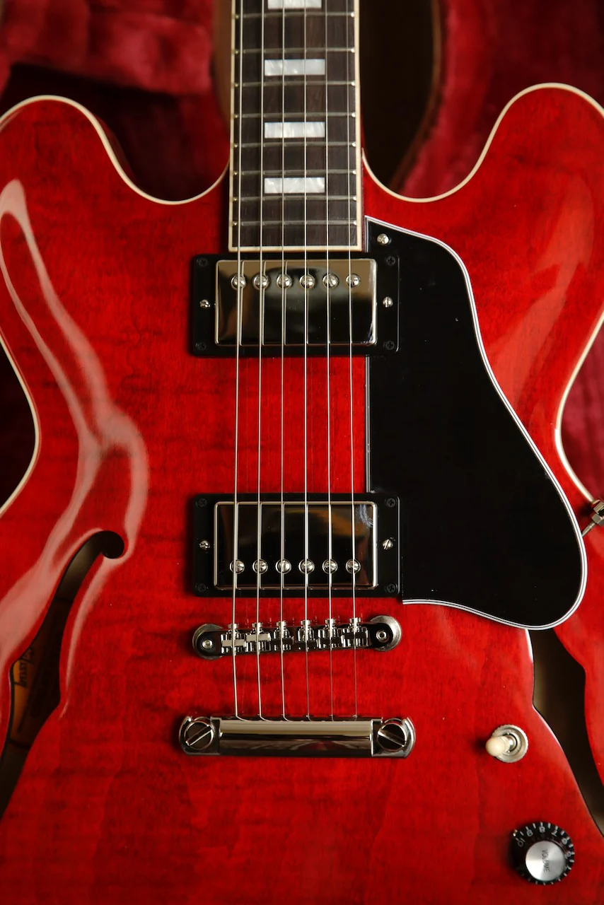 Gibson ES-335 Figured Sixties Cherry Semi-Hollow Electric Guitar - Image 5