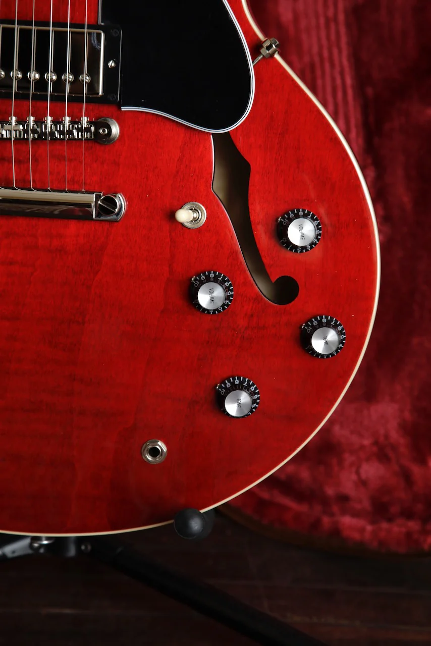 Gibson ES-335 Figured Sixties Cherry Semi-Hollow Electric Guitar - Image 6