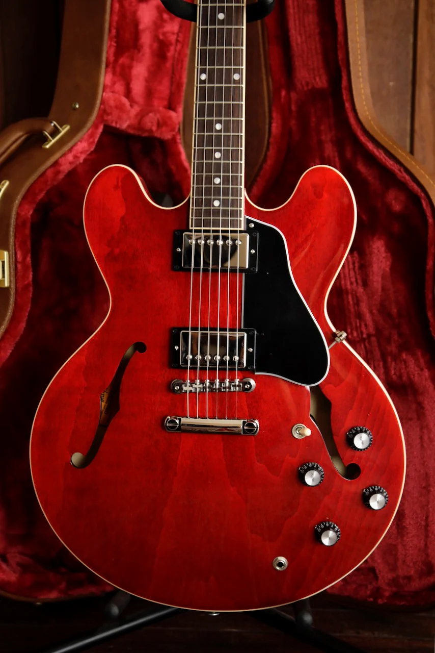 Gibson ES-335 Sixties Cherry Semi-Hollow Electric Guitar