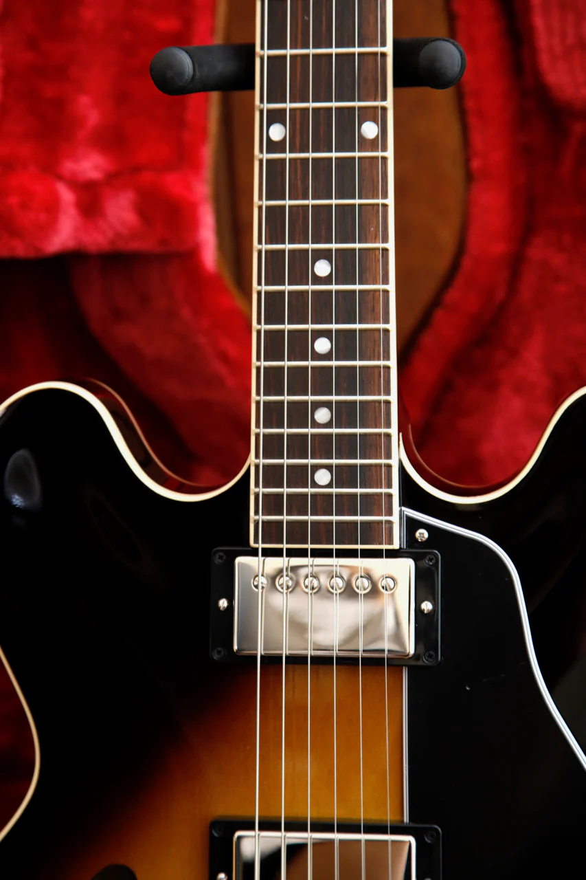 Gibson ES-335 Vintage Burst Semi-Hollow Electric Guitar - Image 5