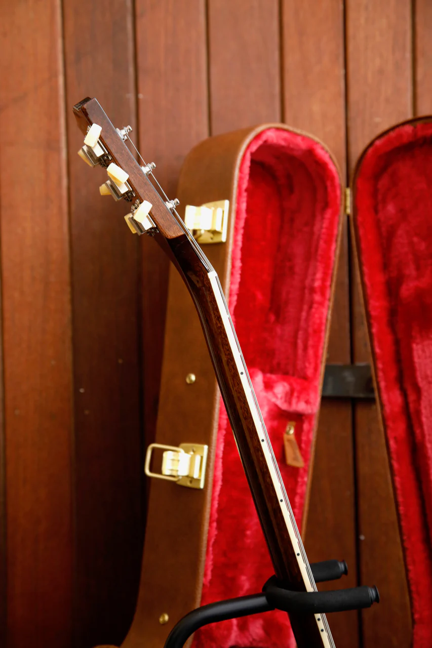 Gibson ES-335 Vintage Burst Semi-Hollow Electric Guitar - Image 9