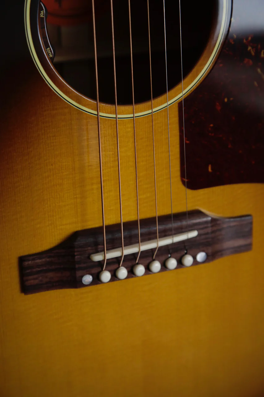 Gibson J-45 1950's Original Vintage Sunburst Acoustic-Electric Guitar - Image 4
